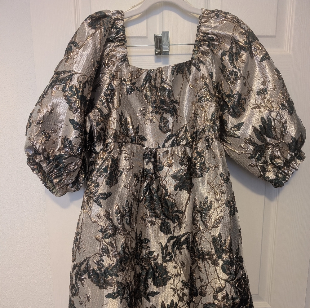 Umgee Emerald Green and Gold Floral Textured Dress